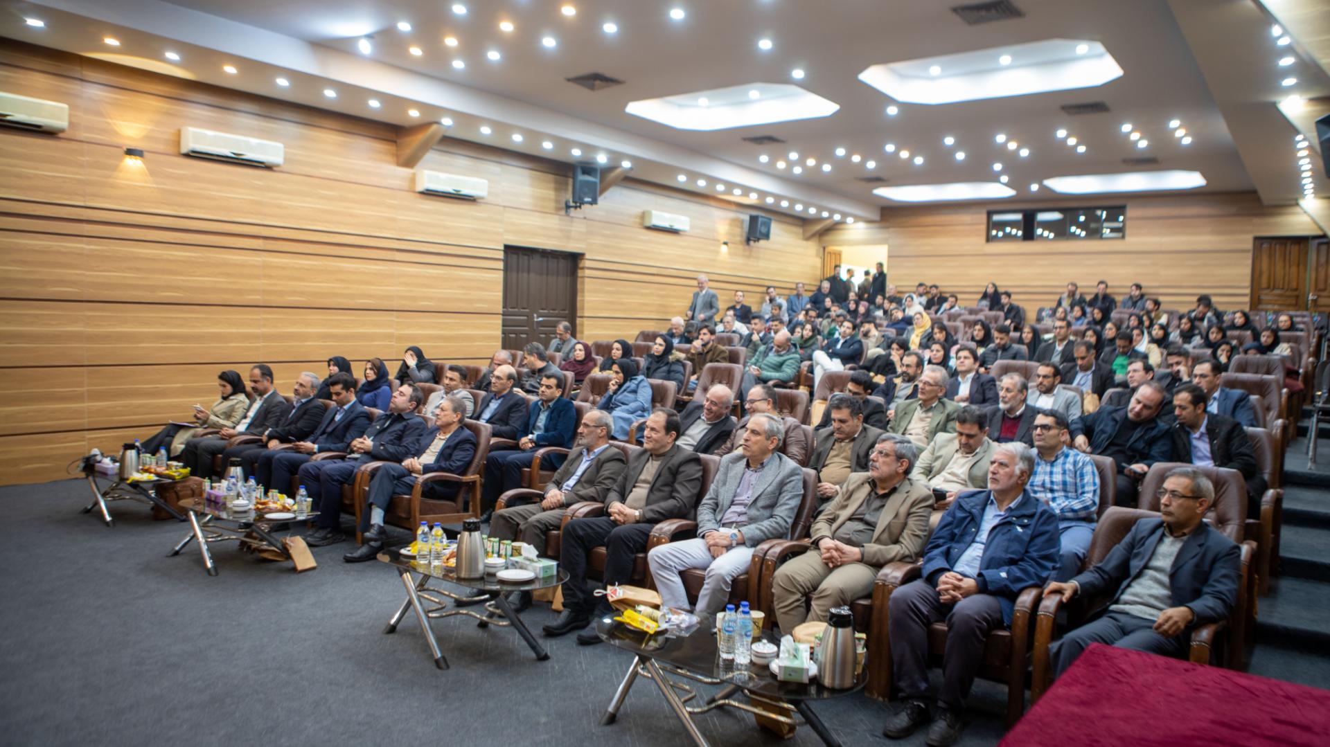 مراسم گرامیداشت هفته پژوهش و تقدیر از پژوهشگران دانشکده کشاورزی